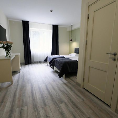 Hotel Golden Lemon Готель Золотий Лимон Lviv Dış mekan fotoğraf