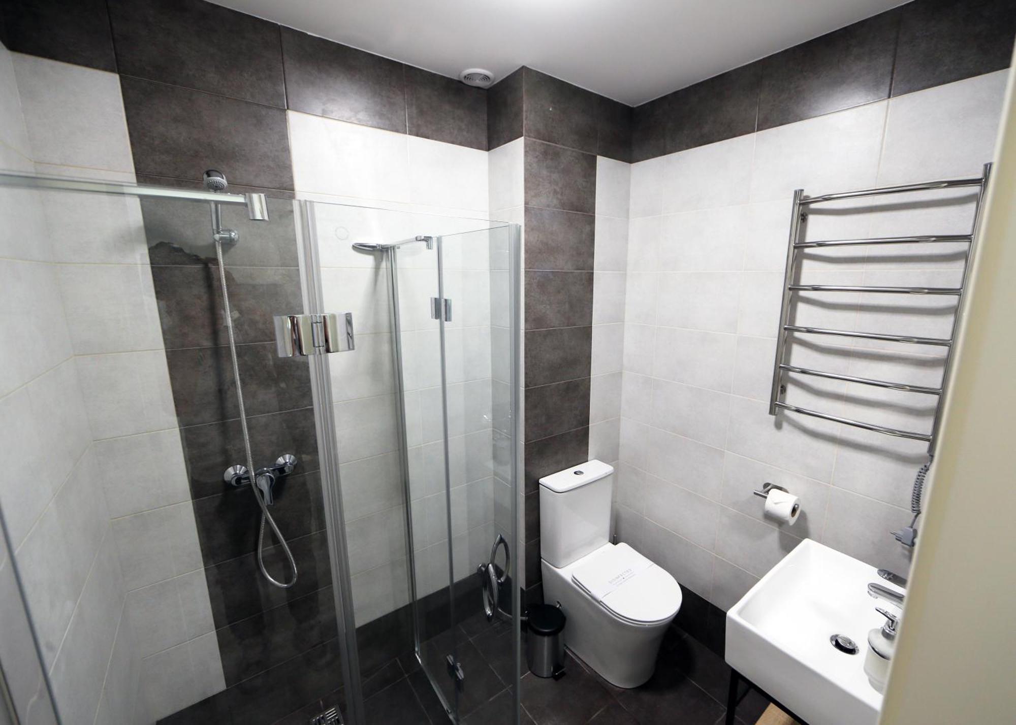Hotel Golden Lemon Готель Золотий Лимон Lviv Dış mekan fotoğraf