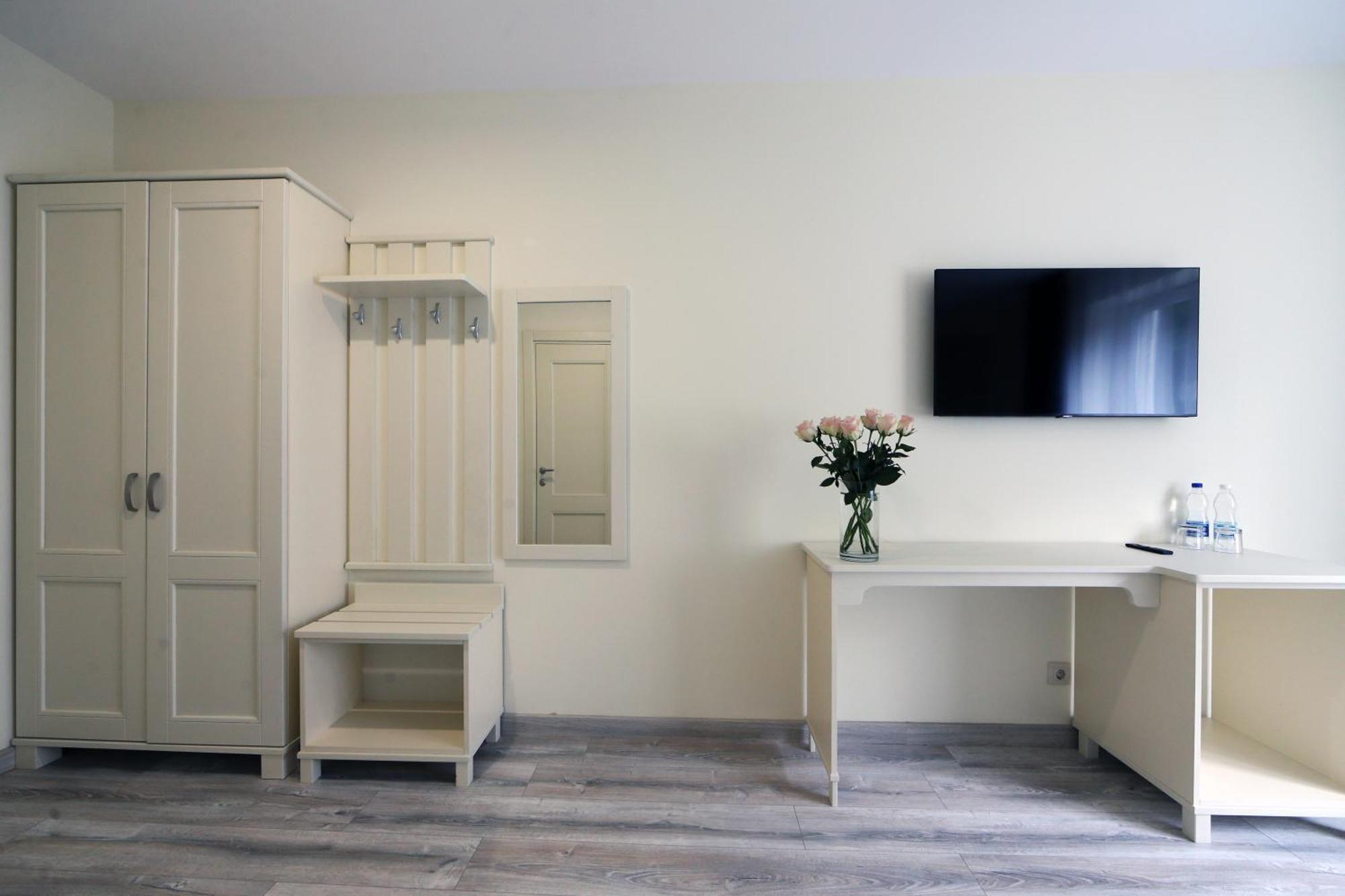 Hotel Golden Lemon Готель Золотий Лимон Lviv Dış mekan fotoğraf